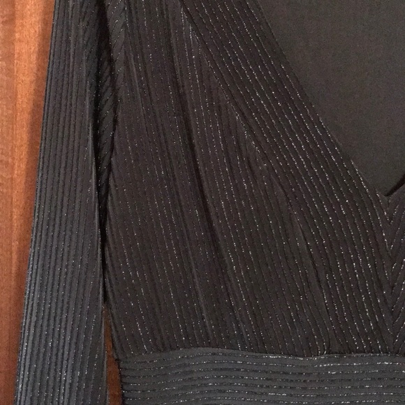 HOLIDAY DRESS - Picture 3 of 5